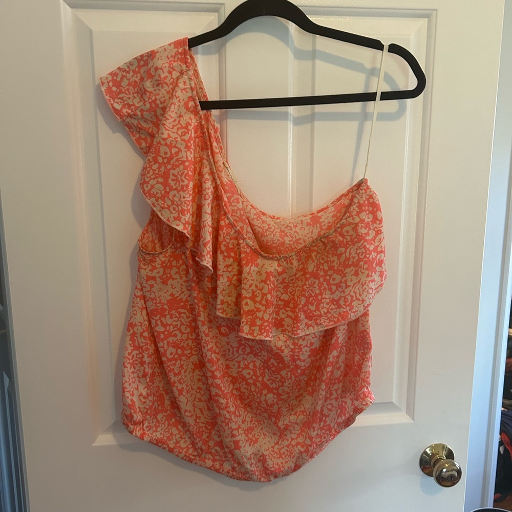One shoulder floral top